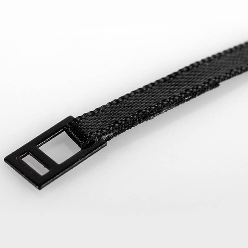 rc4wd-black-tie-down-strap-with-metal-latch