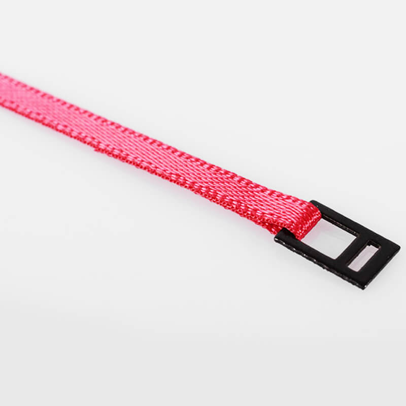 rc4wd-red-tie-down-strap-with-metal-latch
