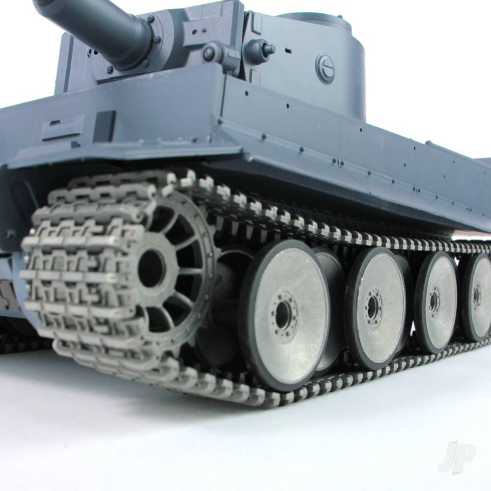 henglong-116-german-tiger-i-with-infrared-battle-system-24ghz-shooter-smoke-sound-metal-gearbox-tracks-metal-road-wheels-drive-wheel-idler
