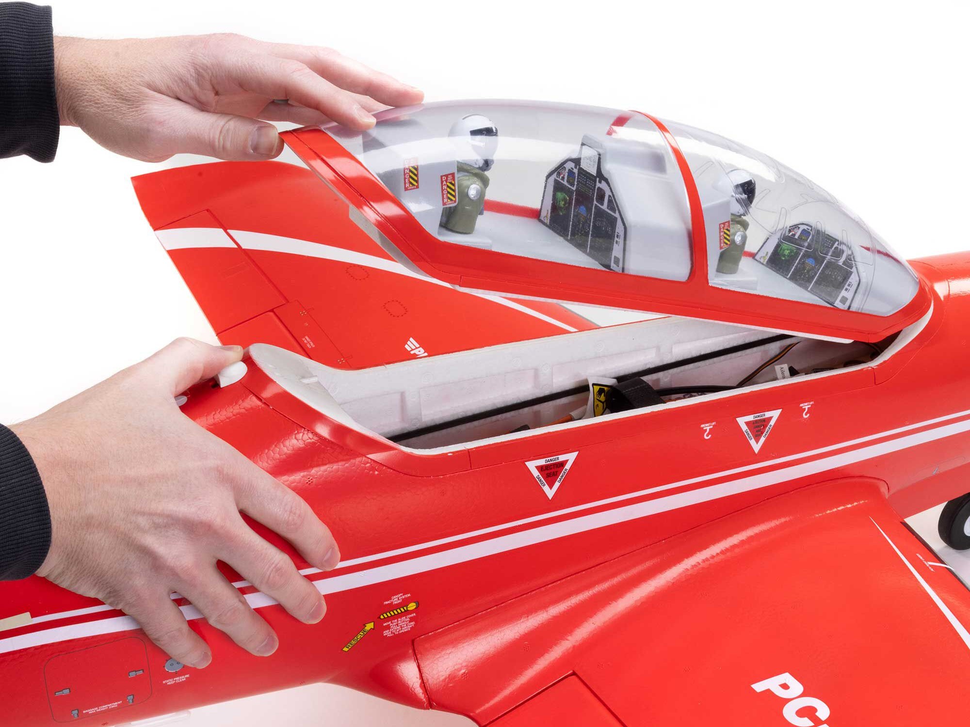 Pilatus PC-21 1.3m BNF Basic with AS3X+ and SAFE Select-16