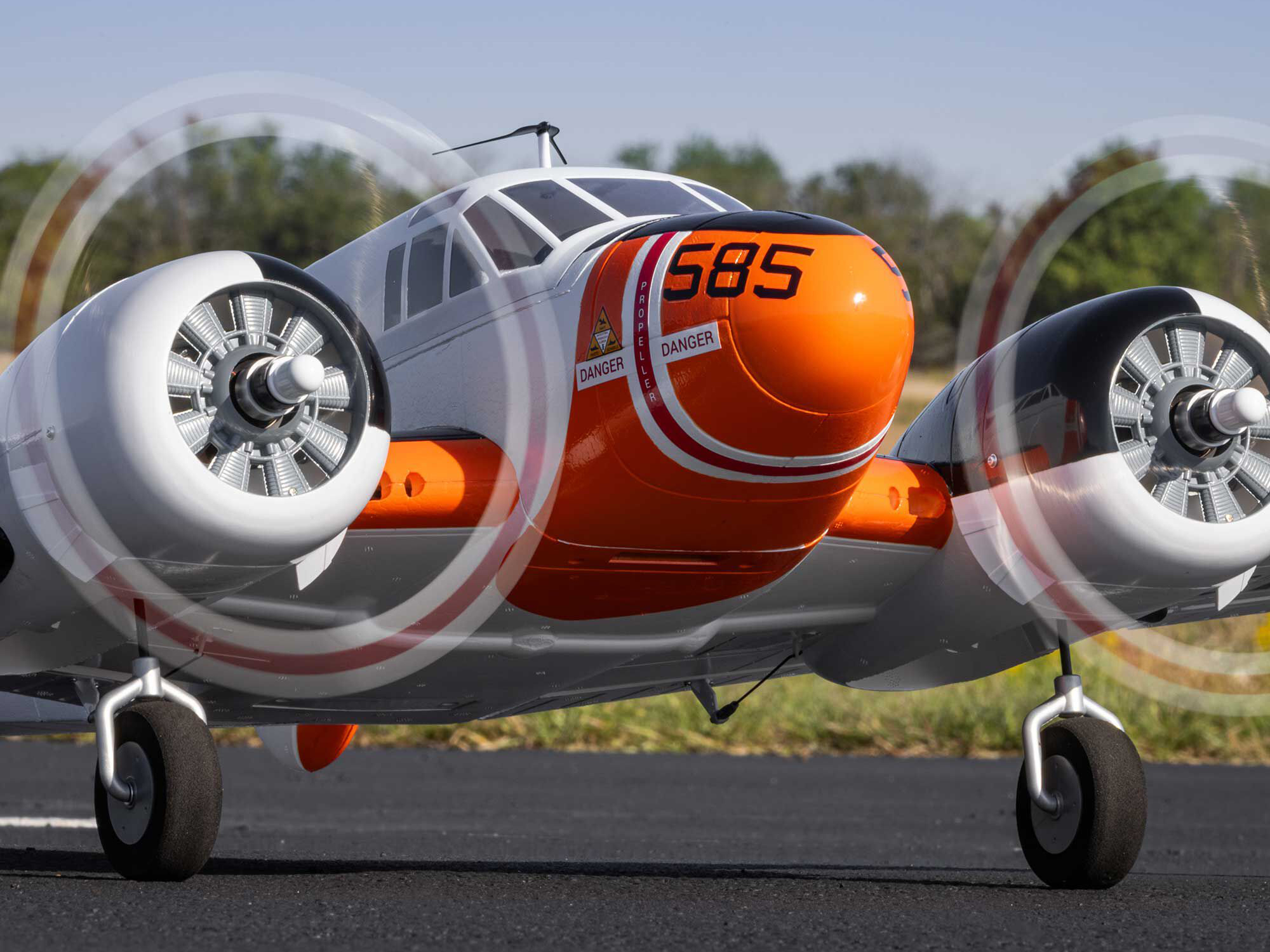 Beechcraft D18/RC-45J 1.5m BNF Basic with AS3X+ and SAFE Sel-25