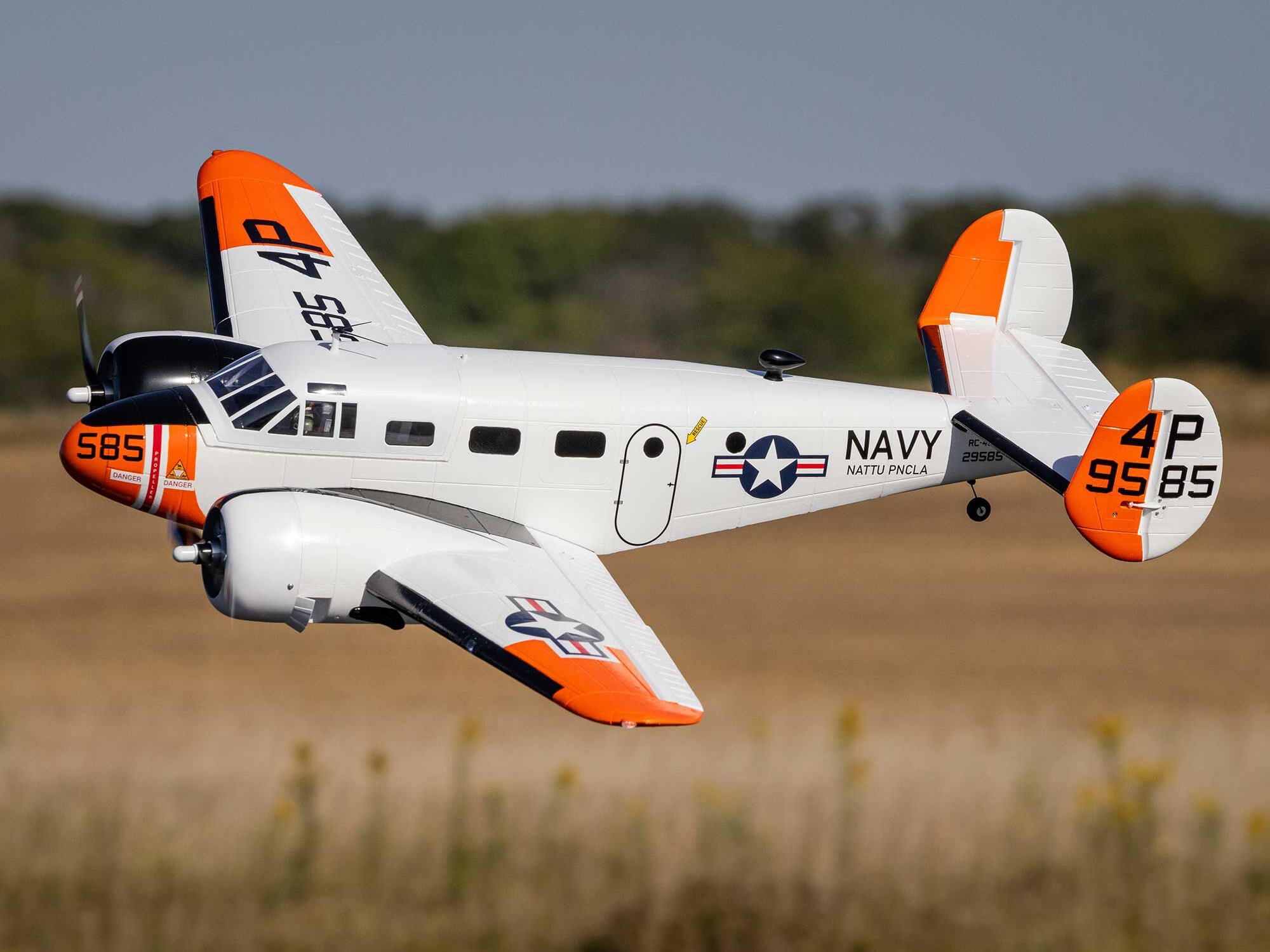 Beechcraft D18/RC-45J 1.5m PNP-21