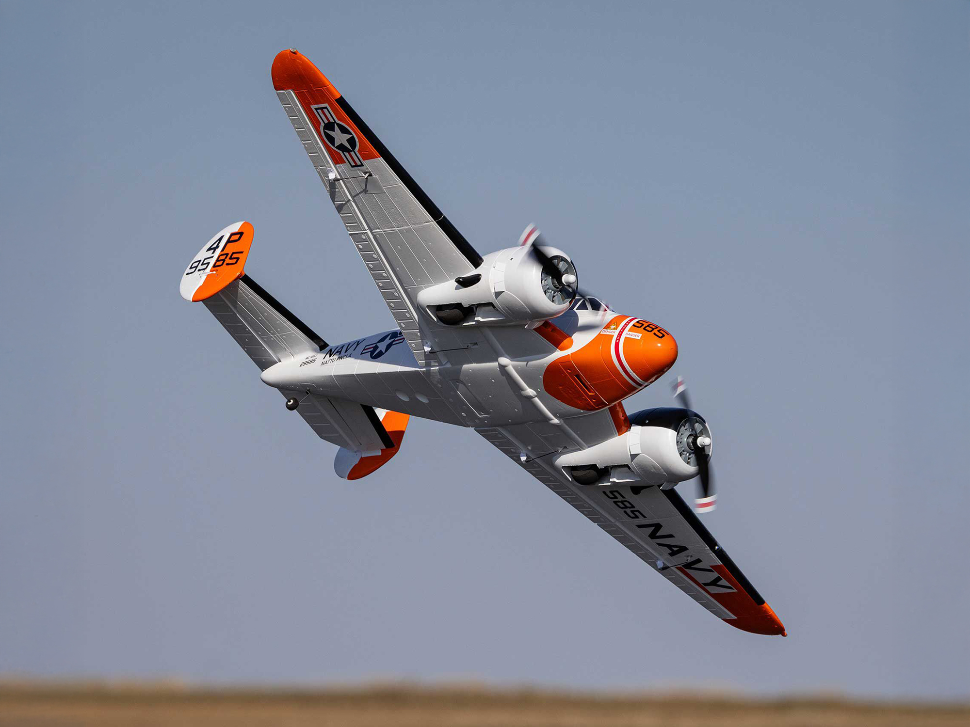 Beechcraft D18/RC-45J 1.5m PNP-22