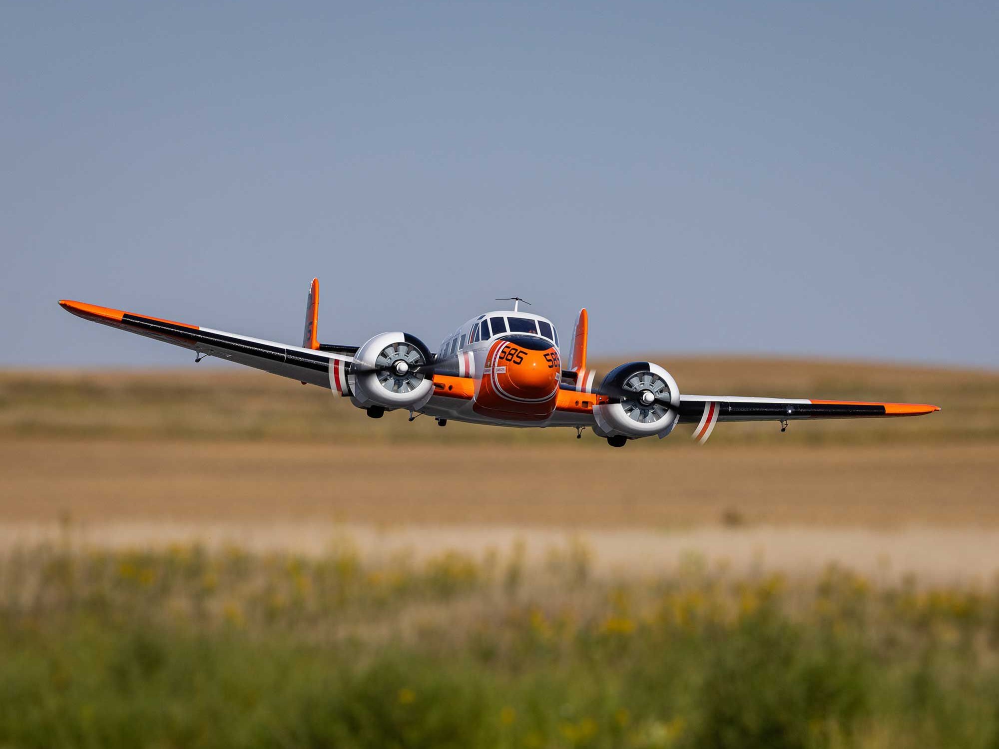 Beechcraft D18/RC-45J 1.5m PNP-24