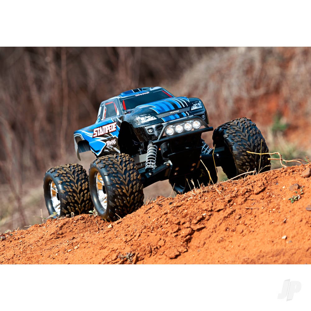 Green Stampede 1:10 2WD RTR Electric Monster Truck (+ TQ 2-ch, XL-5, Titan 550, 7-Cell NiMH, DC charger, LED lights)-7