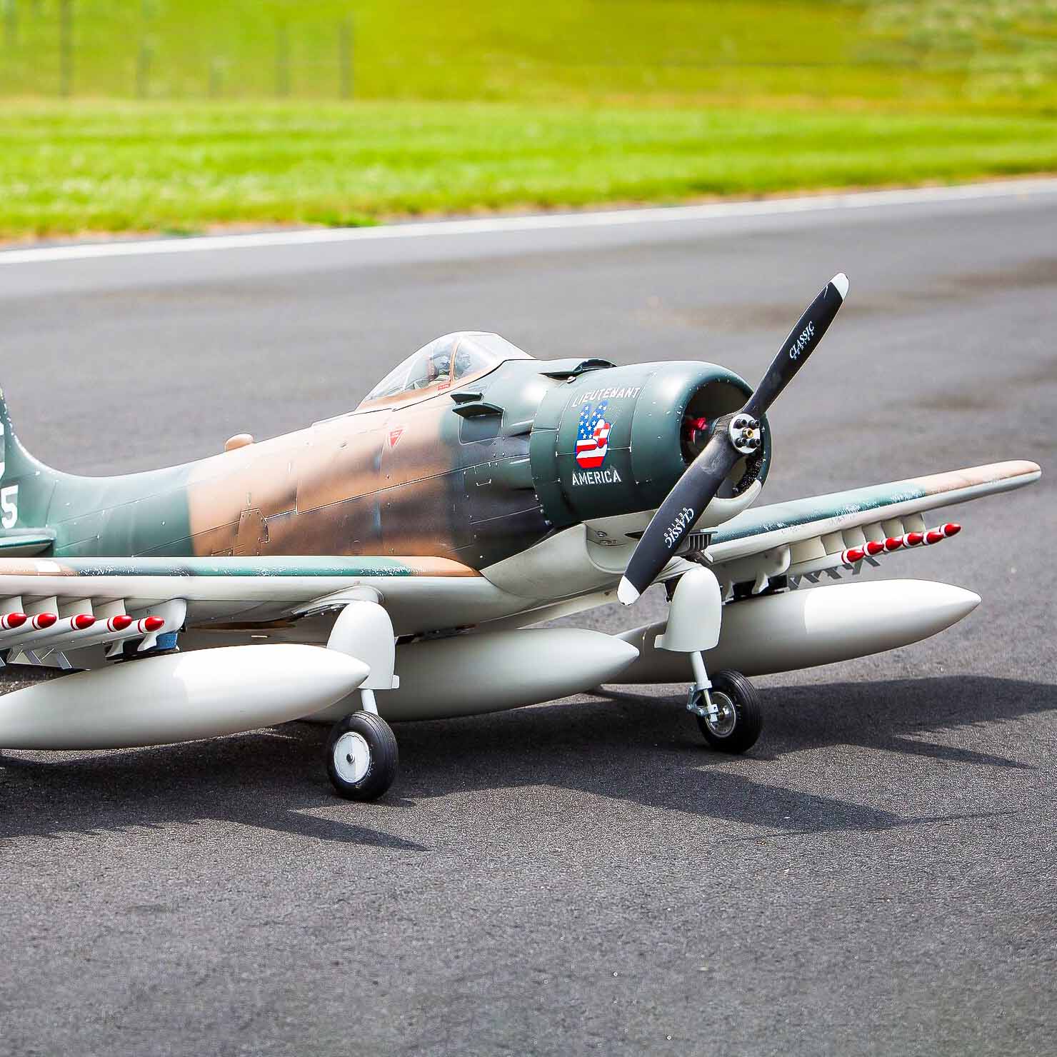18x6 Classic Propeller-6