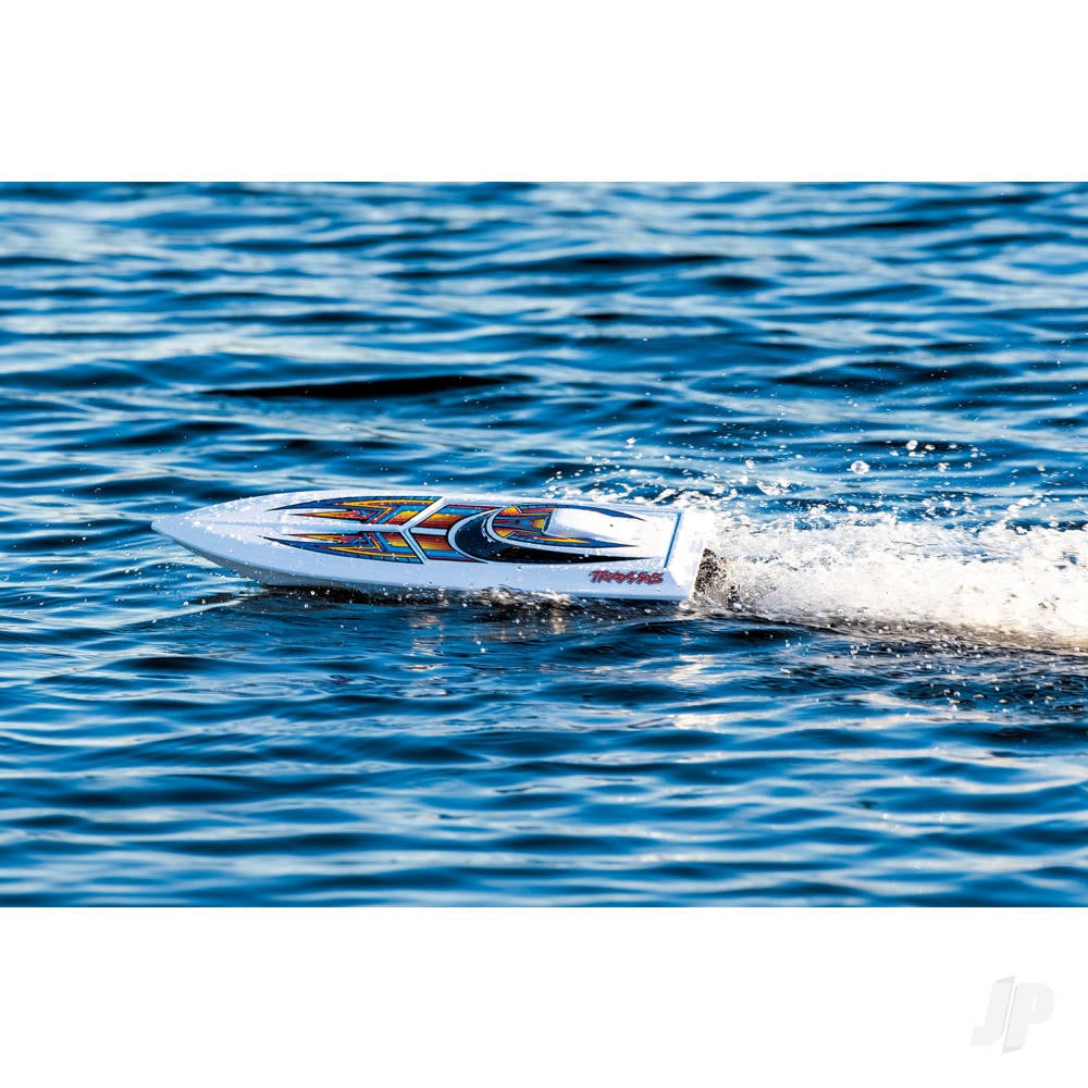Green Blast 1:10 High Performance Race Boat (+ TQ 3-ch, Nautica ESC, Stinger 540, 6-Cell NiMH, DC charger)-15