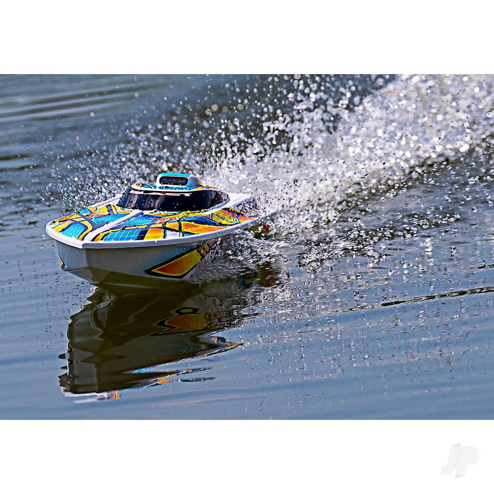 Green Blast 1:10 High Performance Race Boat (+ TQ 3-ch, Nautica ESC, Stinger 540, 6-Cell NiMH, DC charger)-22