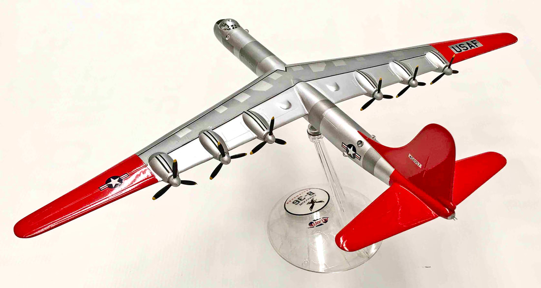 1:184 B-36 Prop Jet Peacemaker with Swivel Stand-5