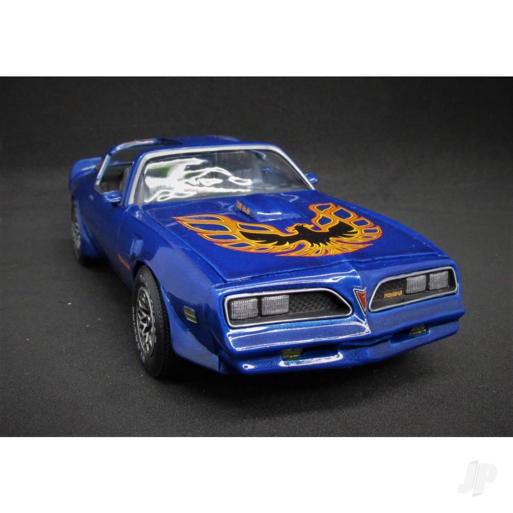 1977 Pontiac Firebird T/A 2T-4