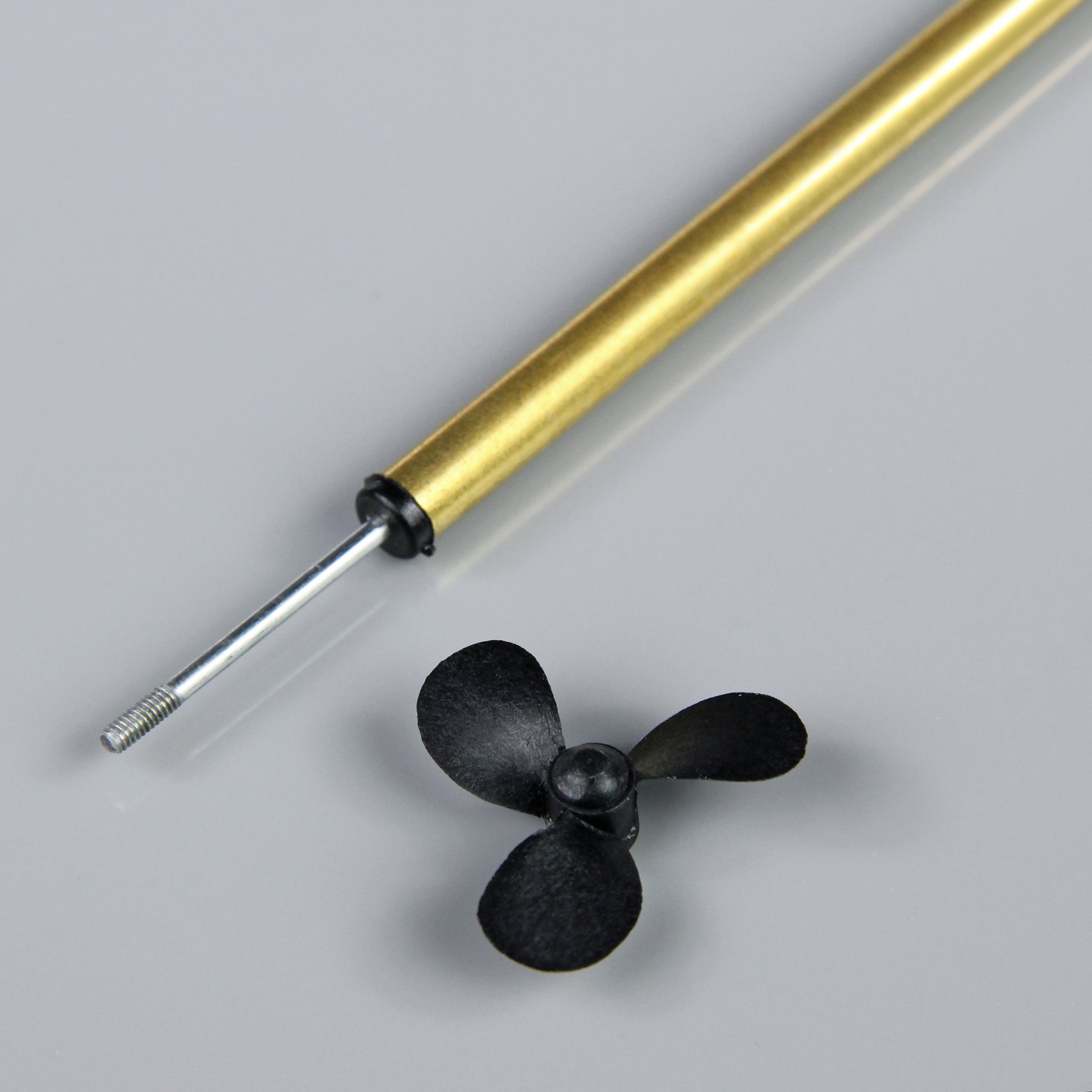 15cm (6in) M2 Boat Propeller Shaft (Brass) with 30mm Prop-2
