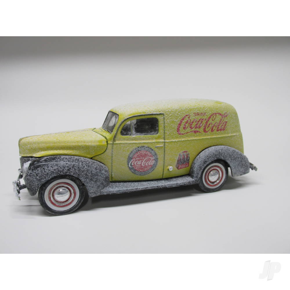 1940 Ford Sedan Delivery (Coca-Cola)-12
