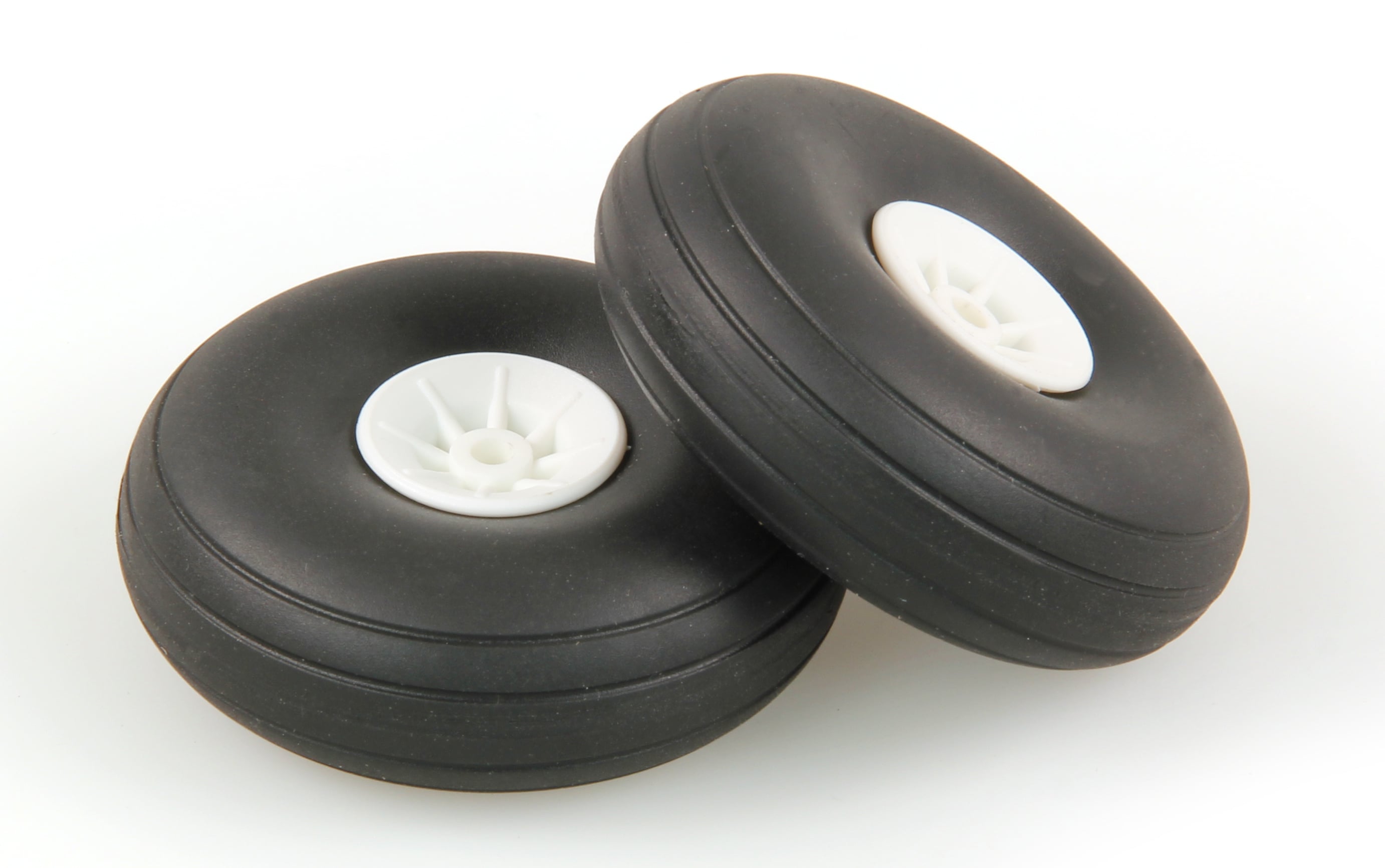 2.1/4in - (56mm) White Wheels (2 pcs)