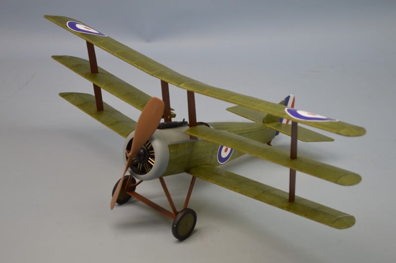 Sopwith Triplane (45.72cm) (241)
