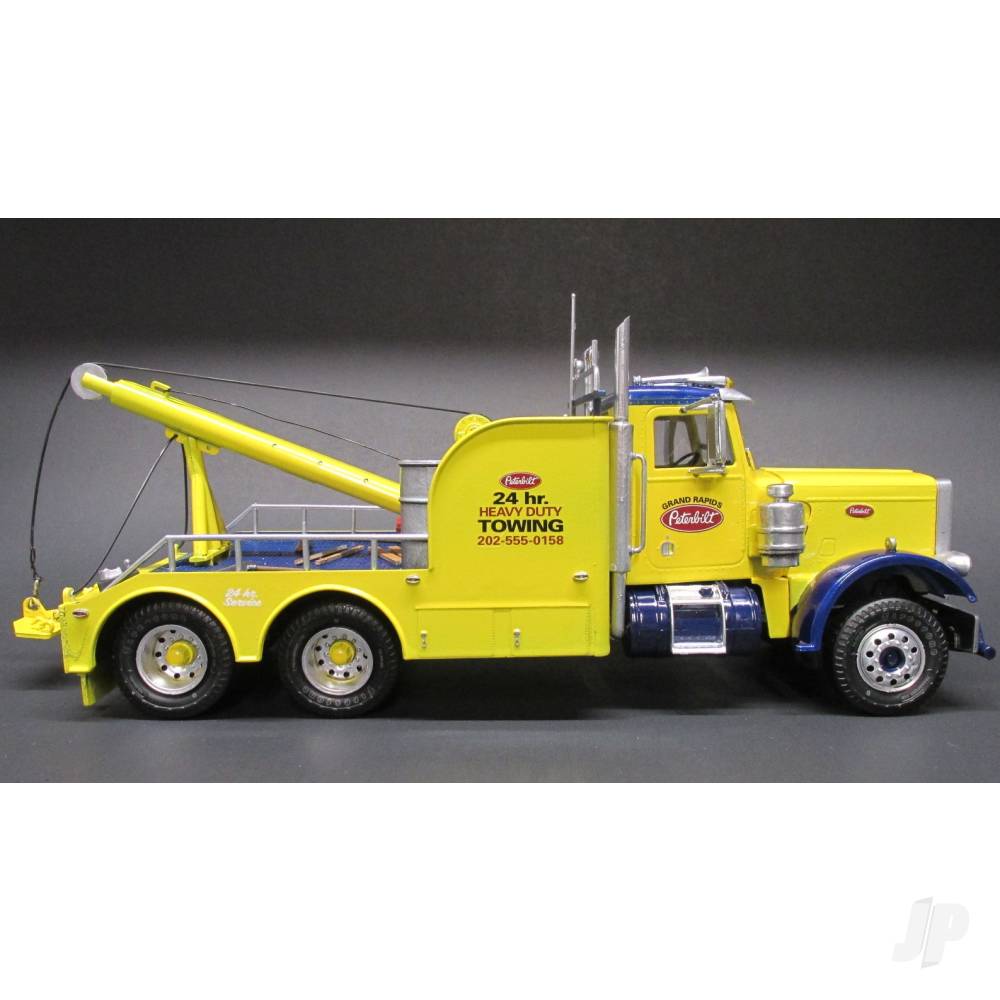 Peterbilt 359 Wrecker-10