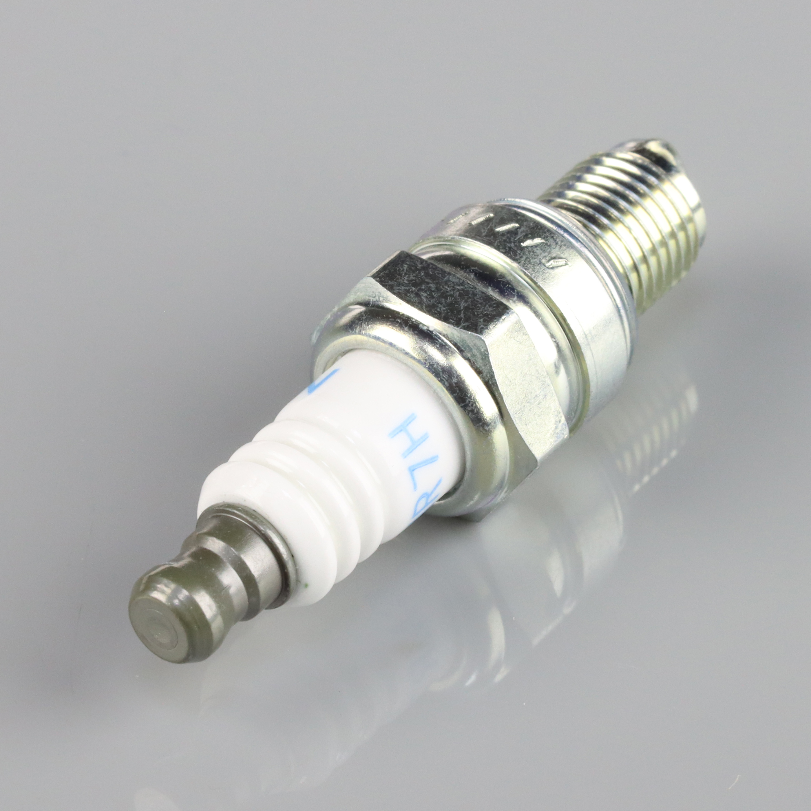 Sparkplug CMR7H