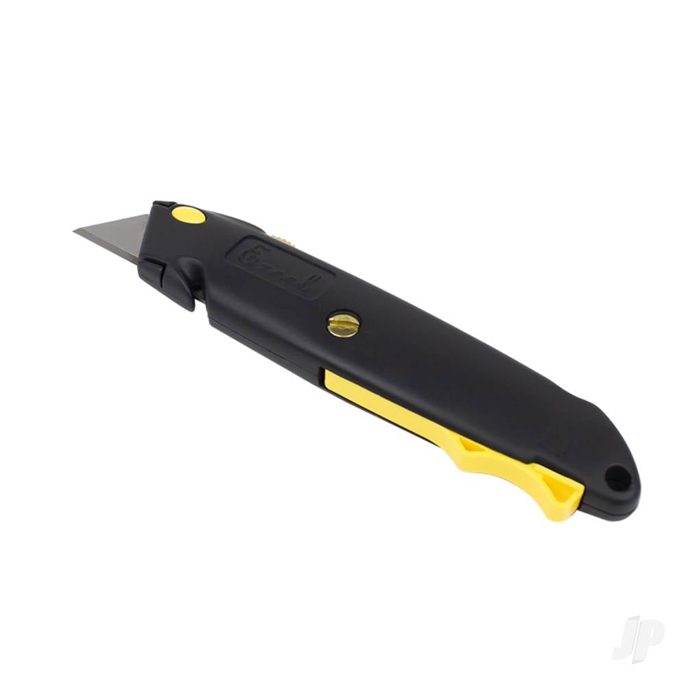 K880 Front Load (3x Blades) (Carded)
