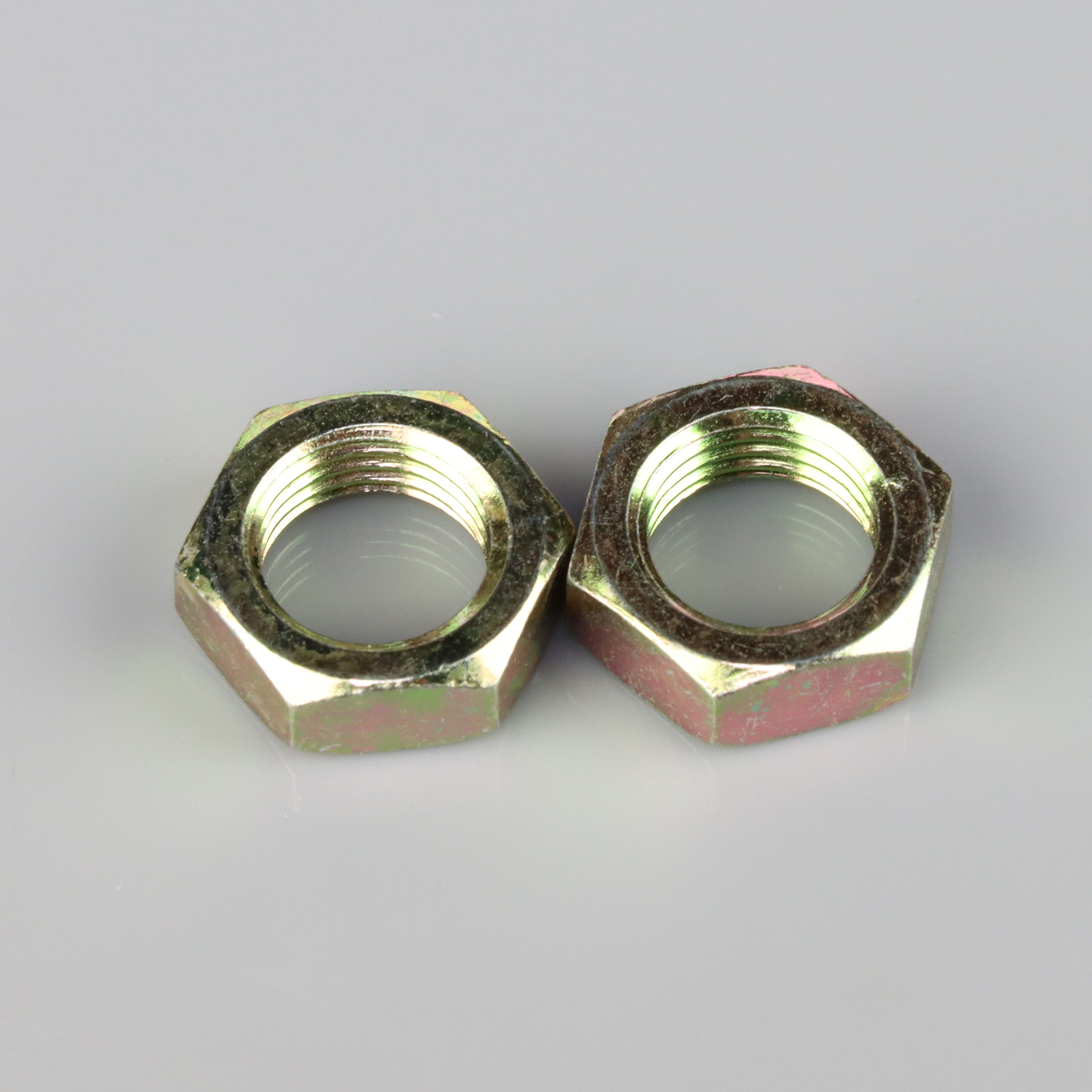 Nut (2 pcs)