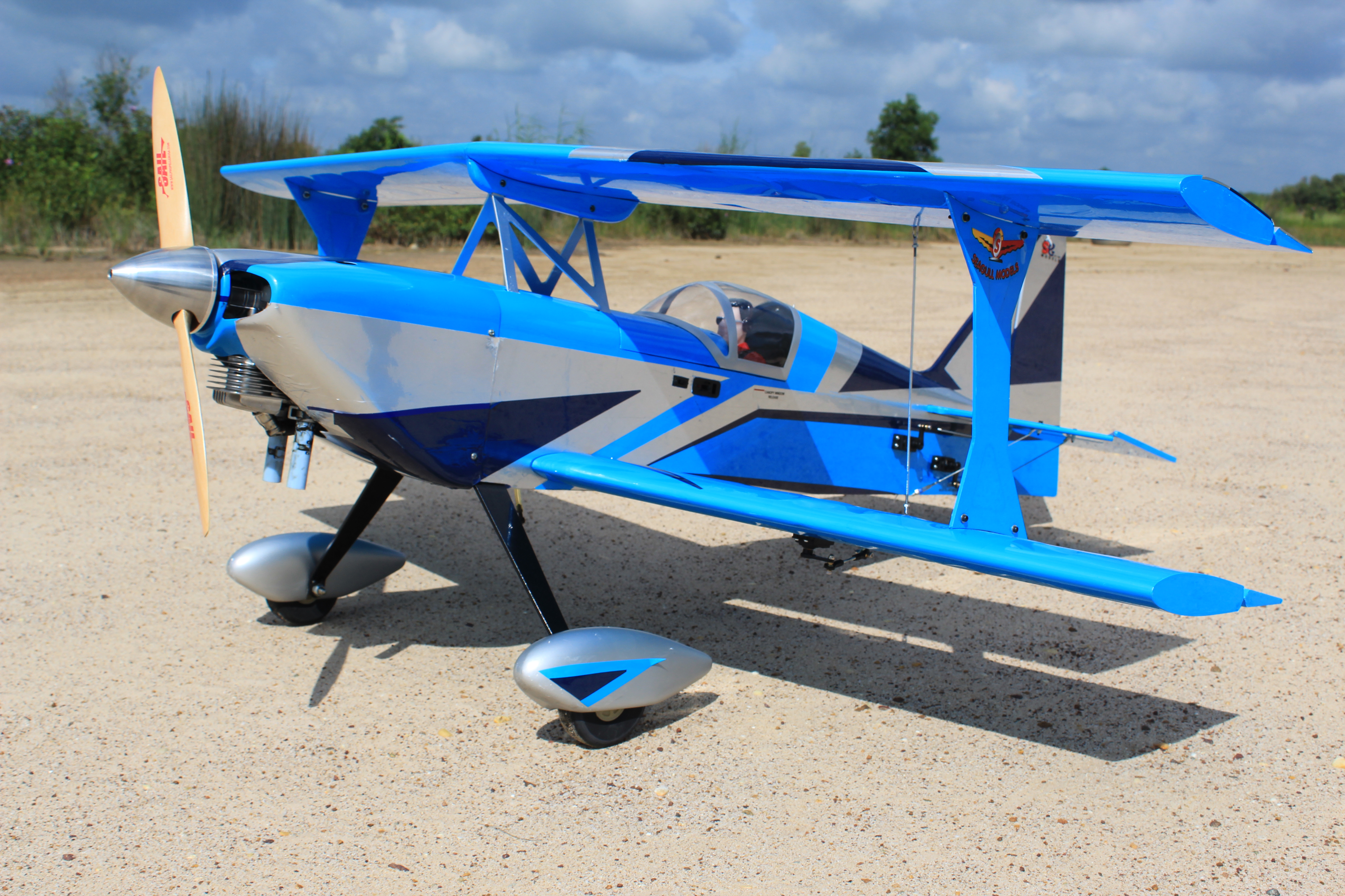 Ultimate Biplane (20cc) 1.37m (54.3in)-2
