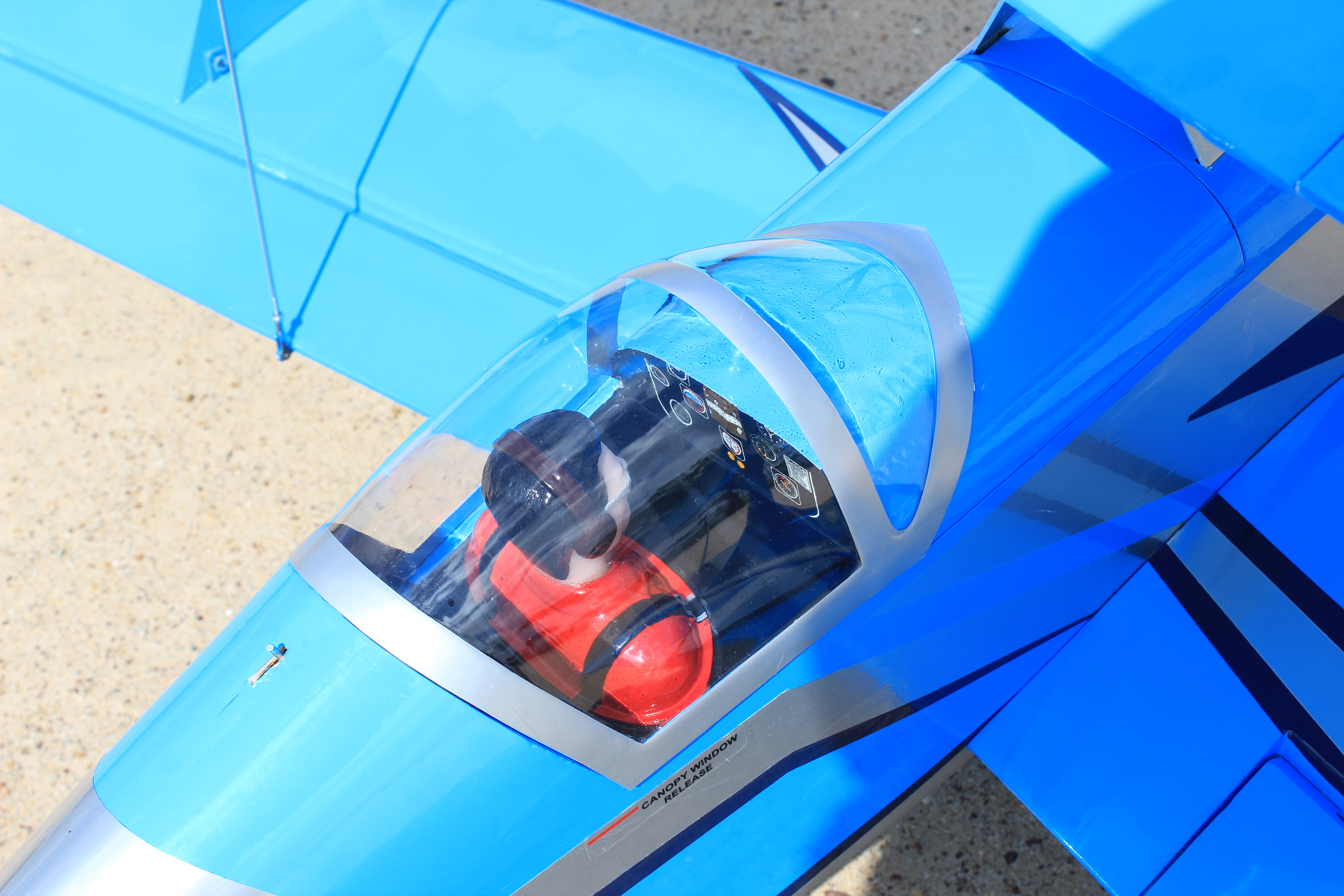 Ultimate Biplane (20cc) 1.37m (54.3in)-3