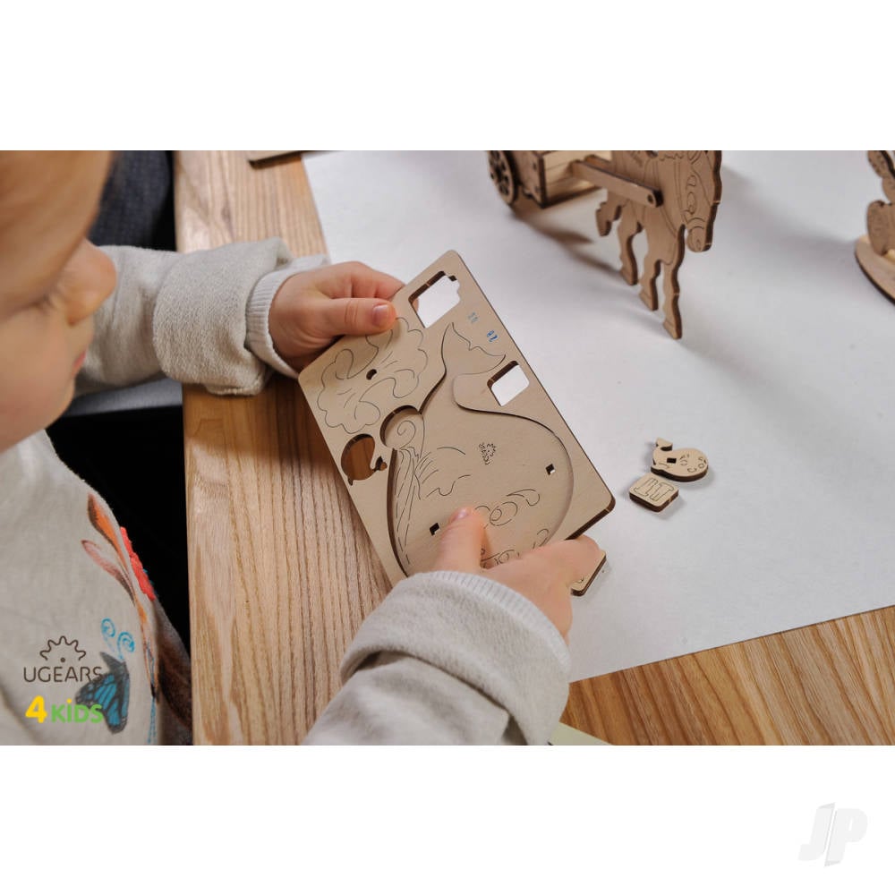 3D Colouring Model Whale-5