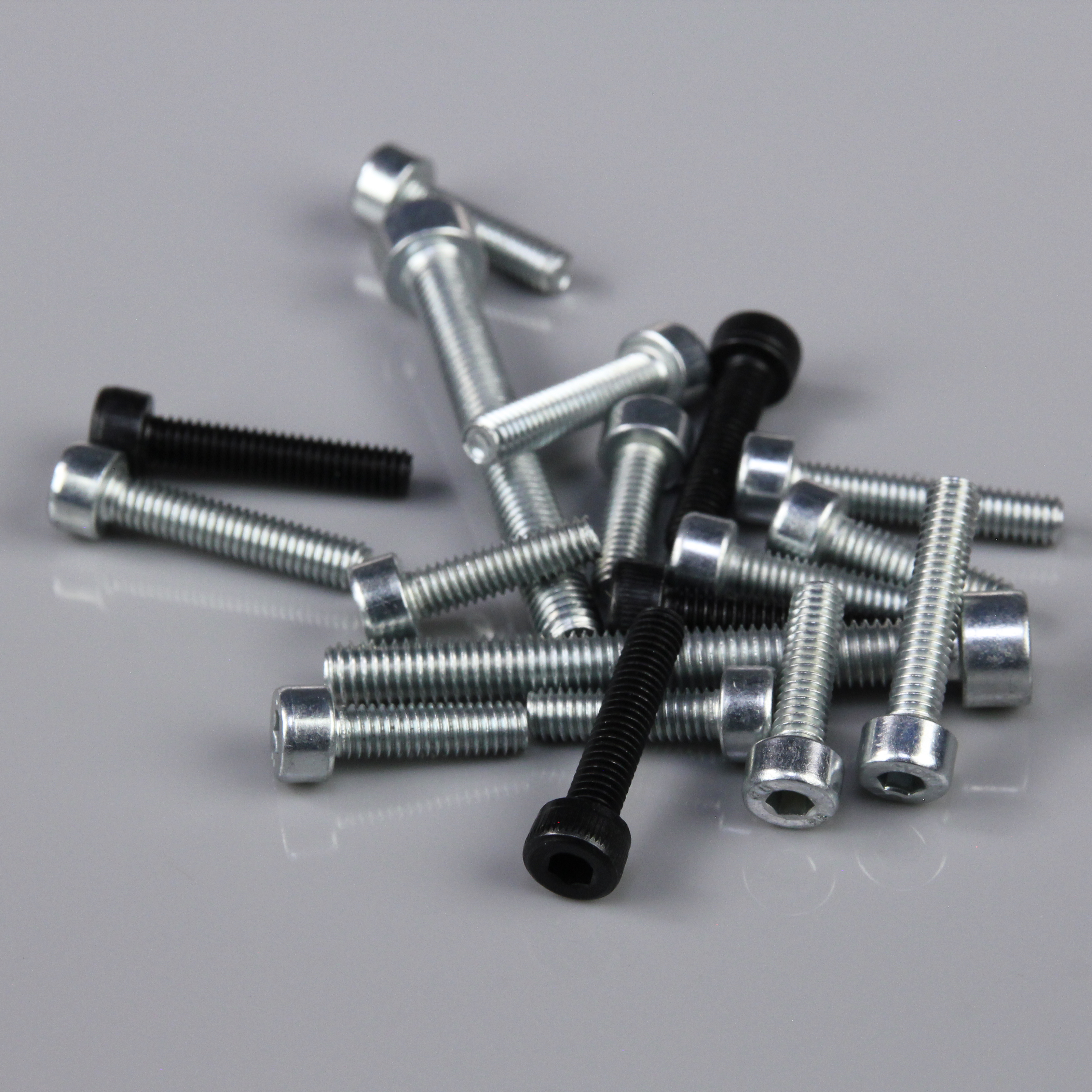 screw-set-fits-40cc-twin