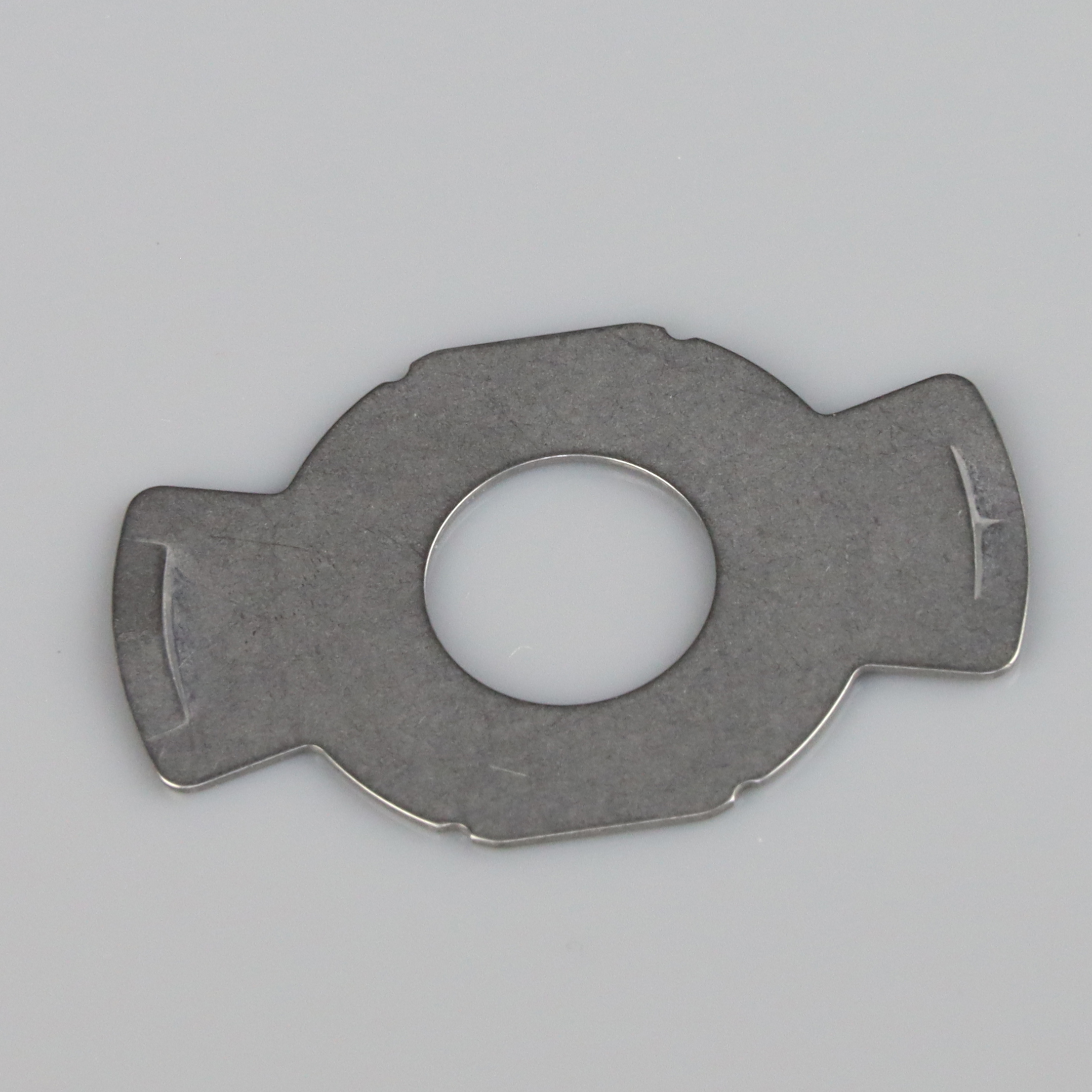 Retainer