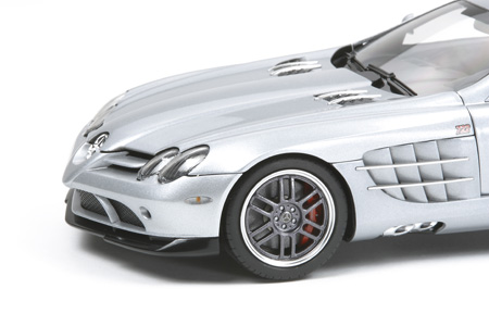 Tamiya 1/24 Mercedes Benz SLR722-4