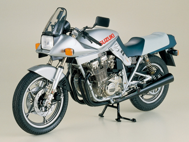 tamiya-1-6-scale-suzuki-gsx1100s-katana-kit