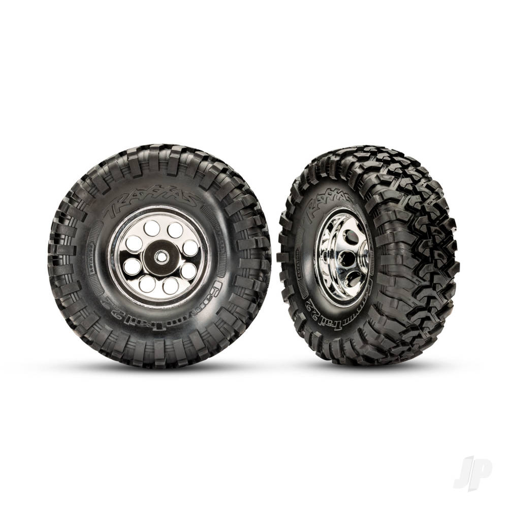 Traxxas Tyres & Wheels, Assembled, Glued (2.2in classic Chrome wheels, Canyon Trail 5.3x2.2in Tyres, foam inserts) (2) (requires #8255A extended thread stub axle)