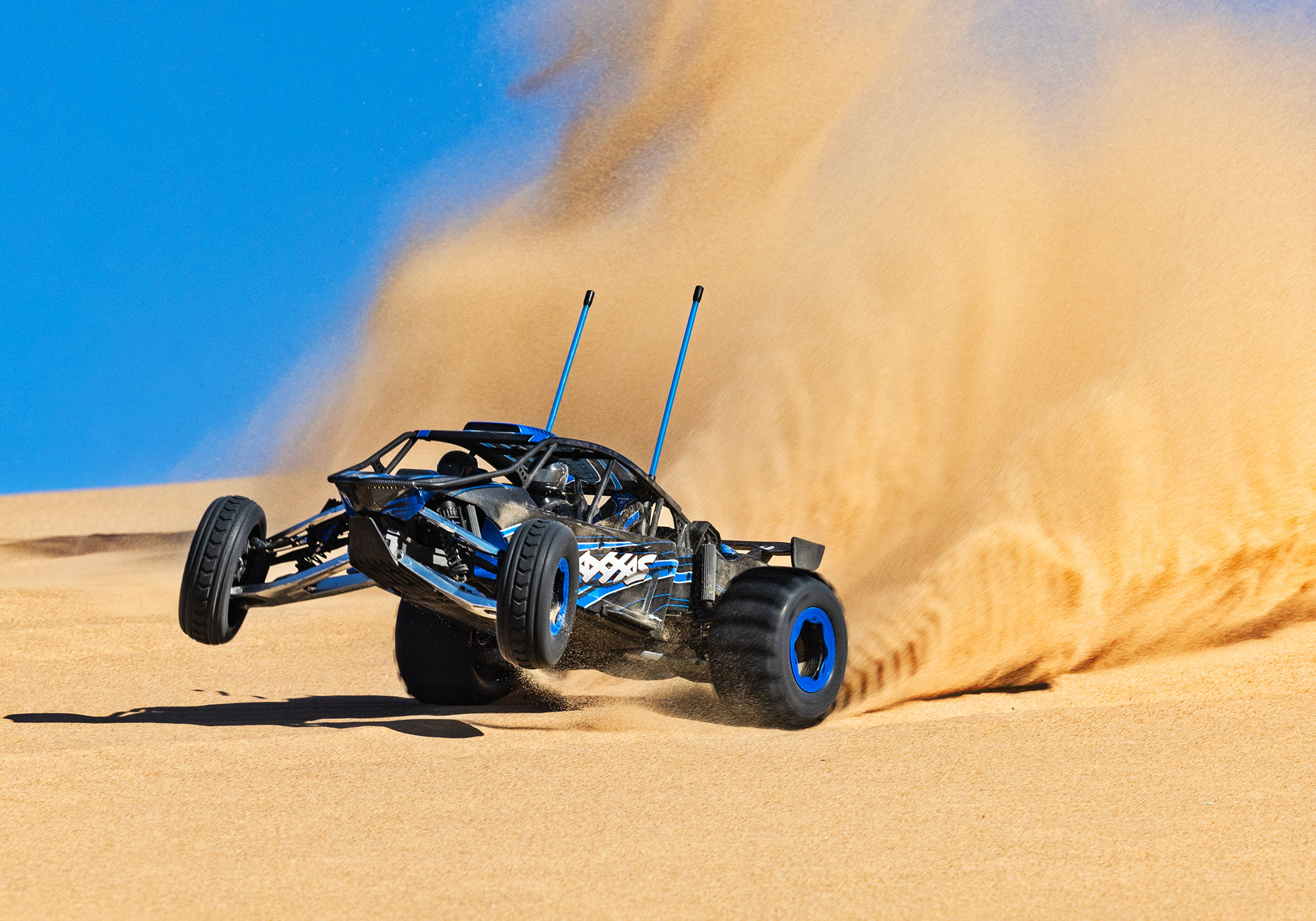 Traxxas Funco Motorsports Pro Scale 8S 2WD Electric Sand Car, Blue (+TQi 2-ch, VXL-8s, Velineon 1200XL, TSM , Replica Clipless Body)-9