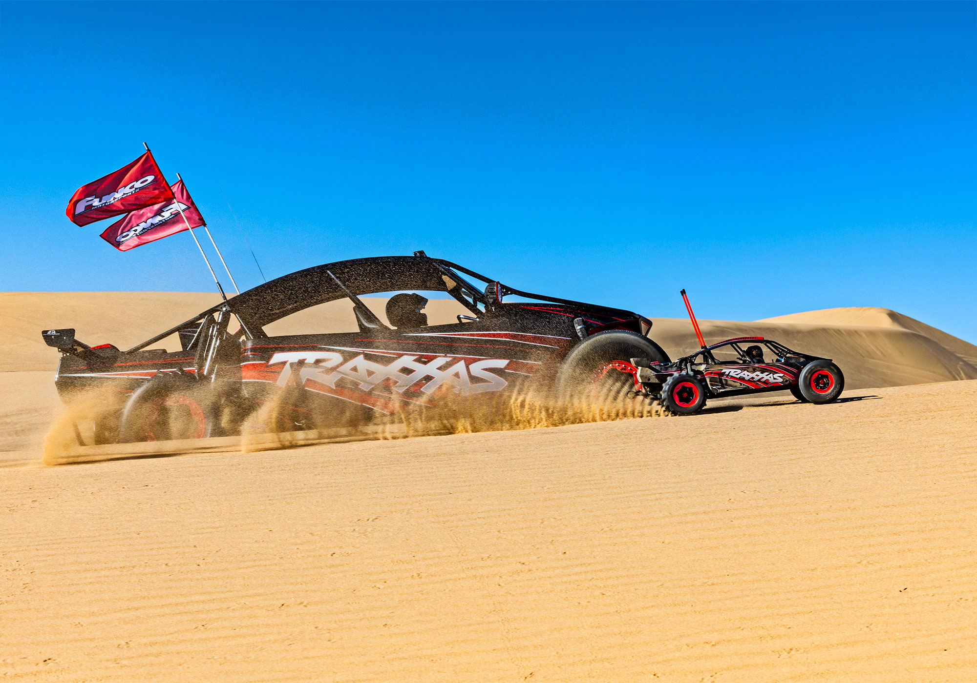 Traxxas Funco Motorsports Pro Scale 8S 2WD Electric Sand Car, Red (+TQi 2-ch, VXL-8s, Velineon 1200XL, TSM , Replica Clipless Body)-9