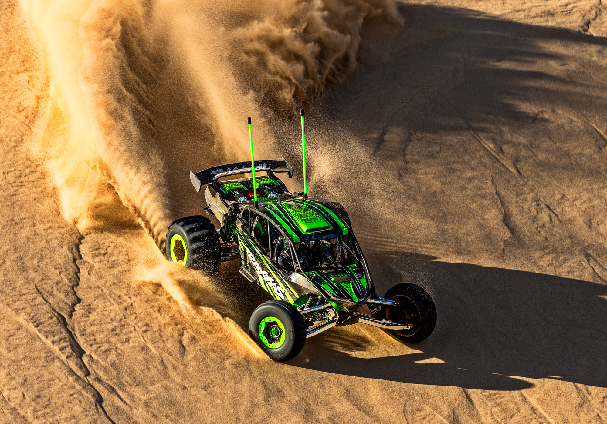 Traxxas Funco Motorsports Pro Scale 8S 2WD Electric Sand Car, Green (+TQi 2-ch, VXL-8s, Velineon 1200XL, TSM , Replica Clipless Body)-9