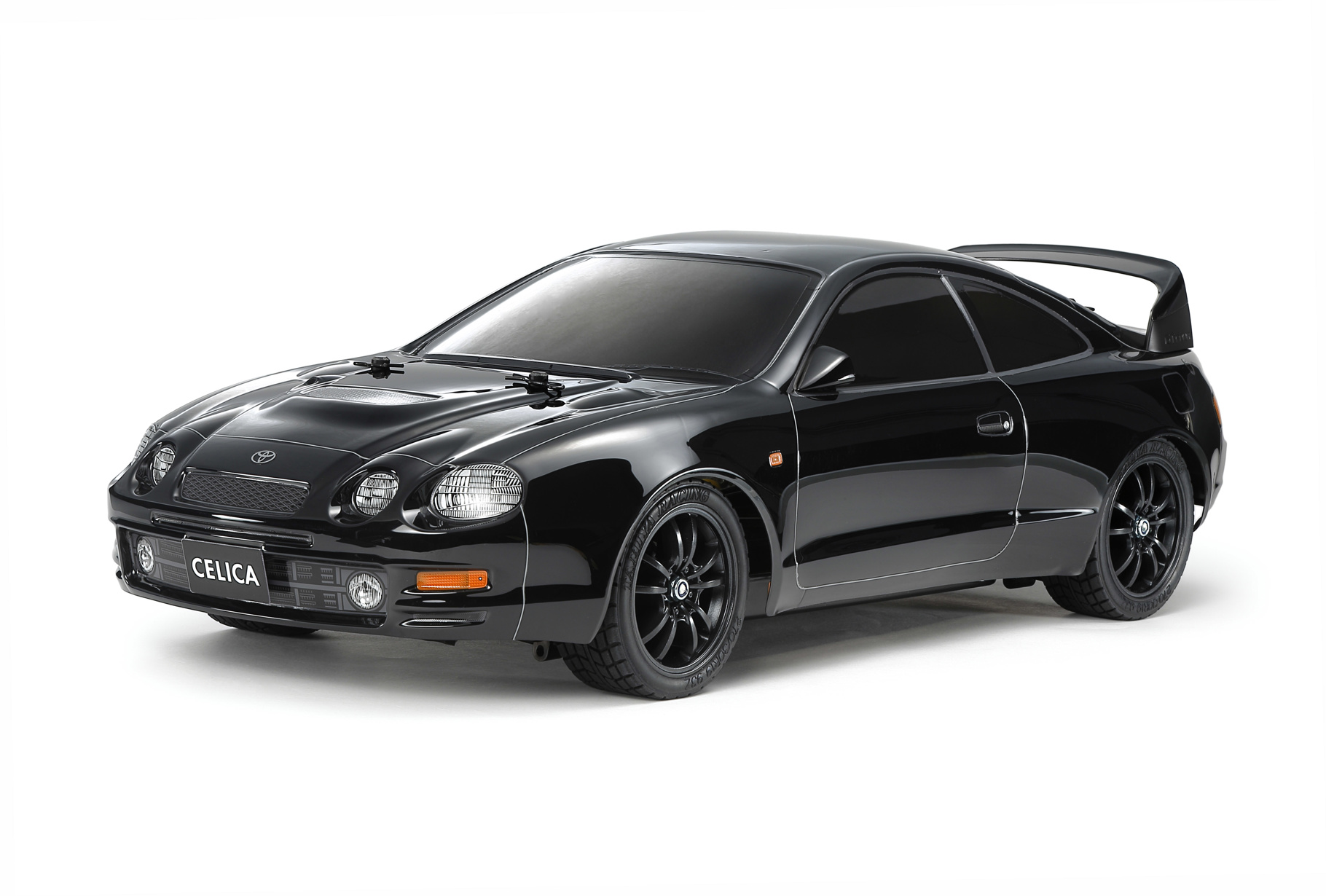 tamiya-toyota-celica-gt-four-st205-with-black-painted-body-tt-02
