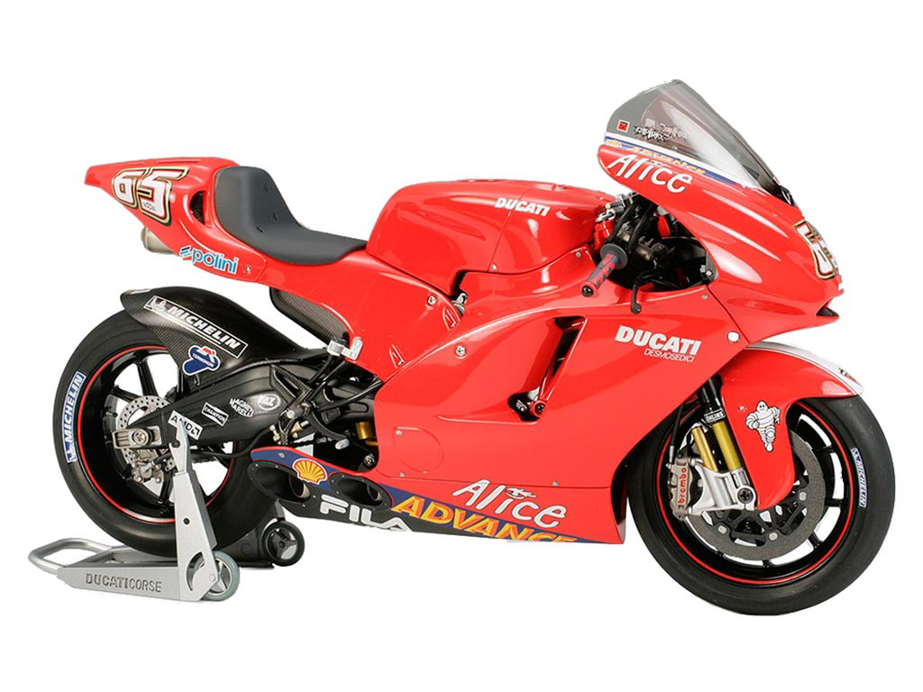 Tamiya DUCATI DESMOSEDICI