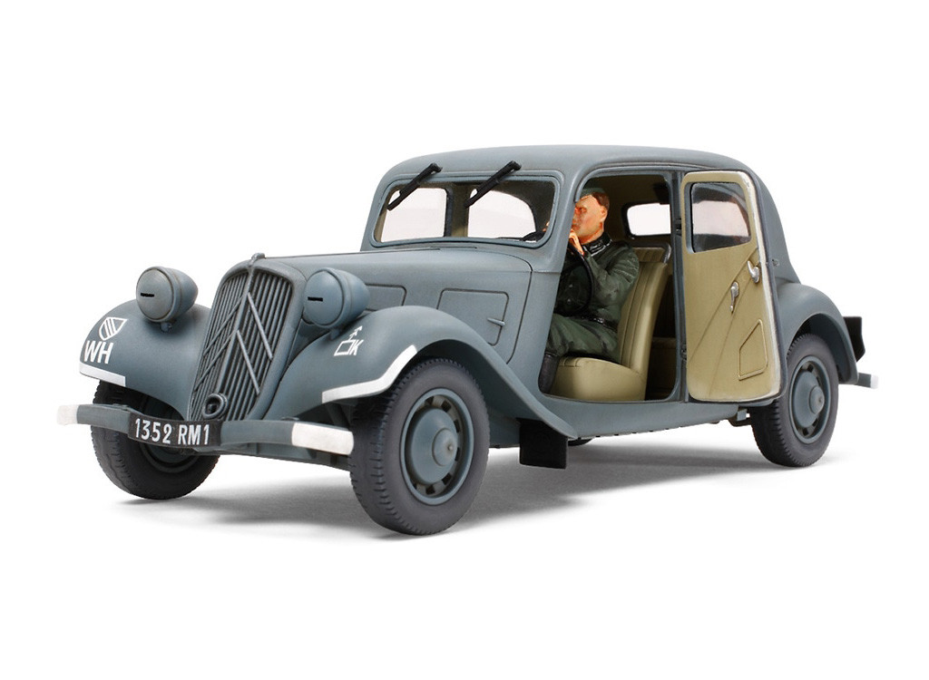 Tamiya 1/35 Citroën Traction 11CV Staff Car