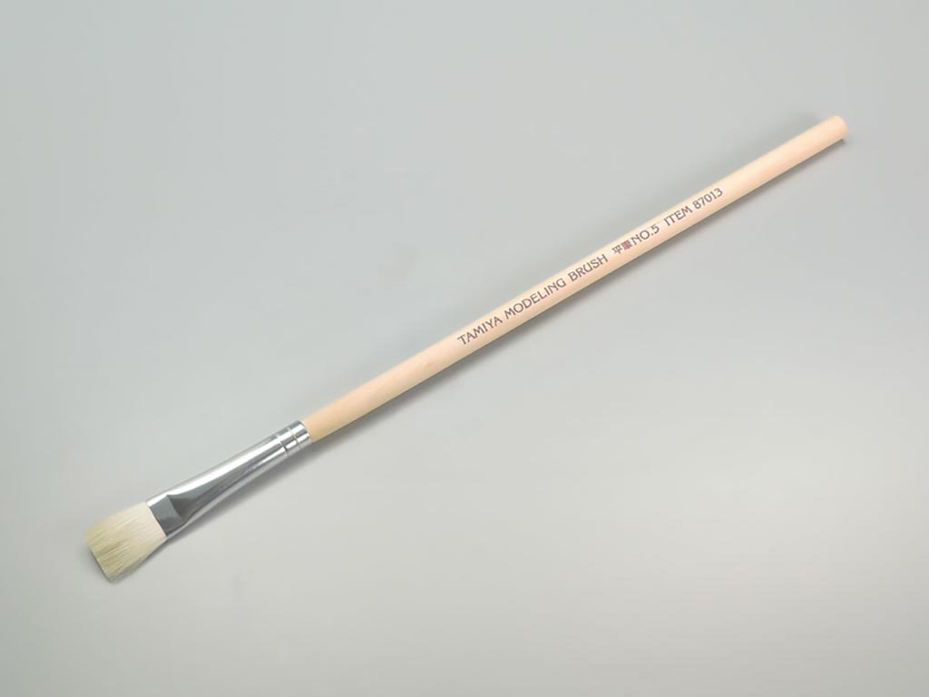 tamiya-flat-brush-no5