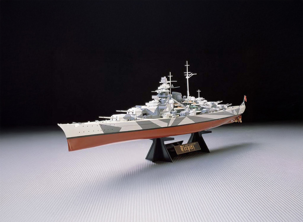 tamiya-tirpitz-battleship-with-stand