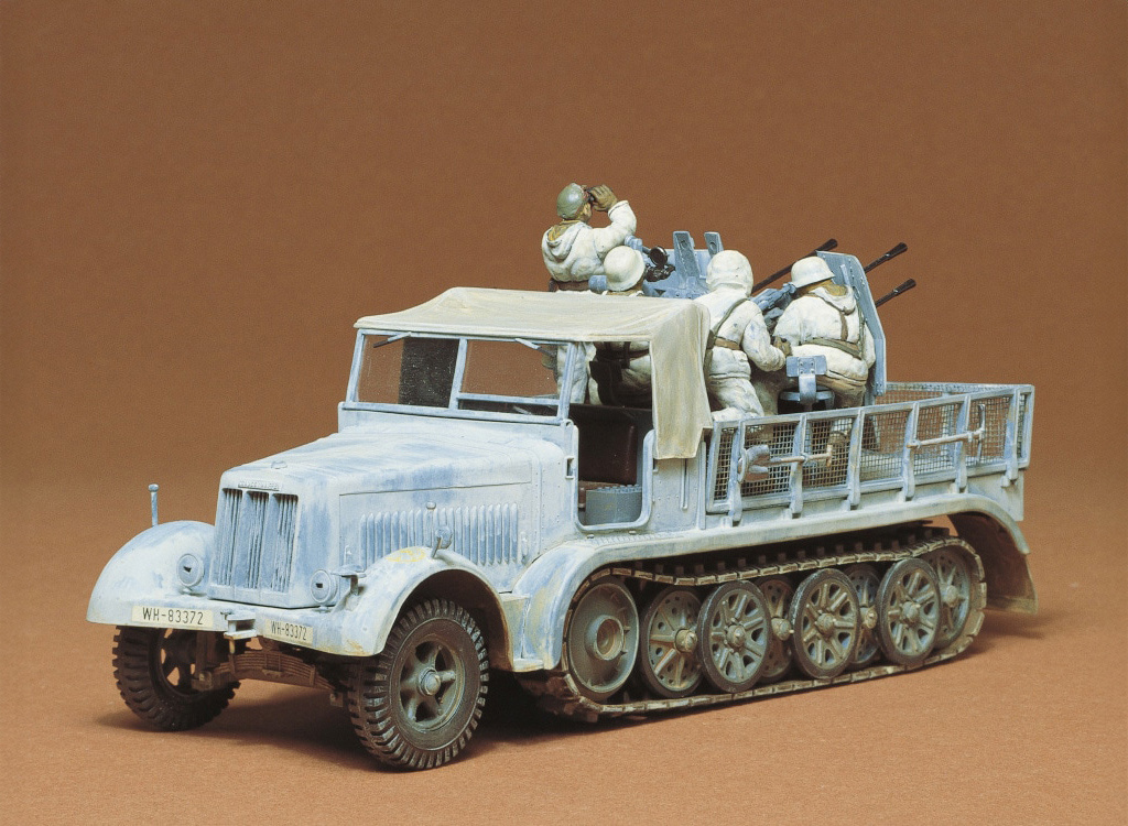 Tamiya German Half-Track 20mm Flakvierling Sd.Kfz.7/1
