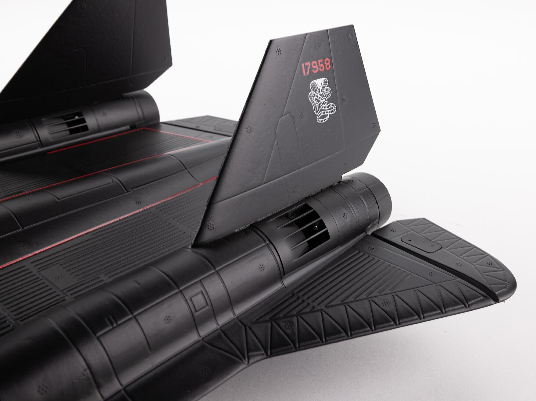 SR-71 Blackbird Twin 40mm EDF BNF Basic with SAFE Select-15