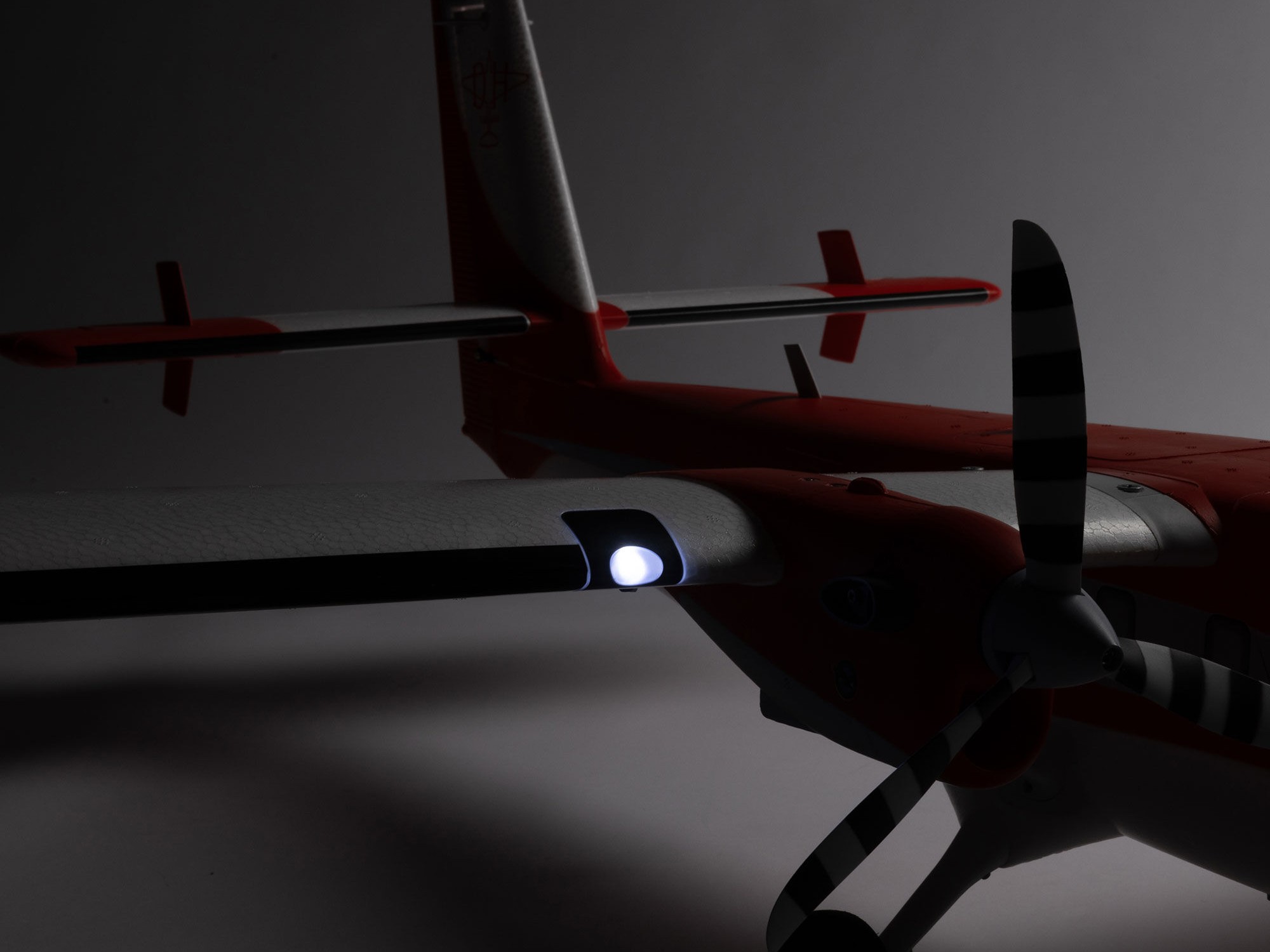 DHC-6 Twin Otter 1.4m BNF Basic Combo with Floats-18