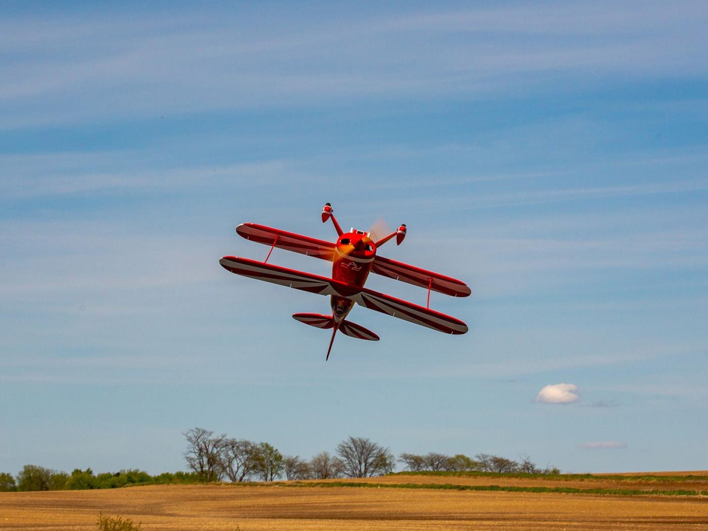 Pitts S-2B 50-60cc ARF-12