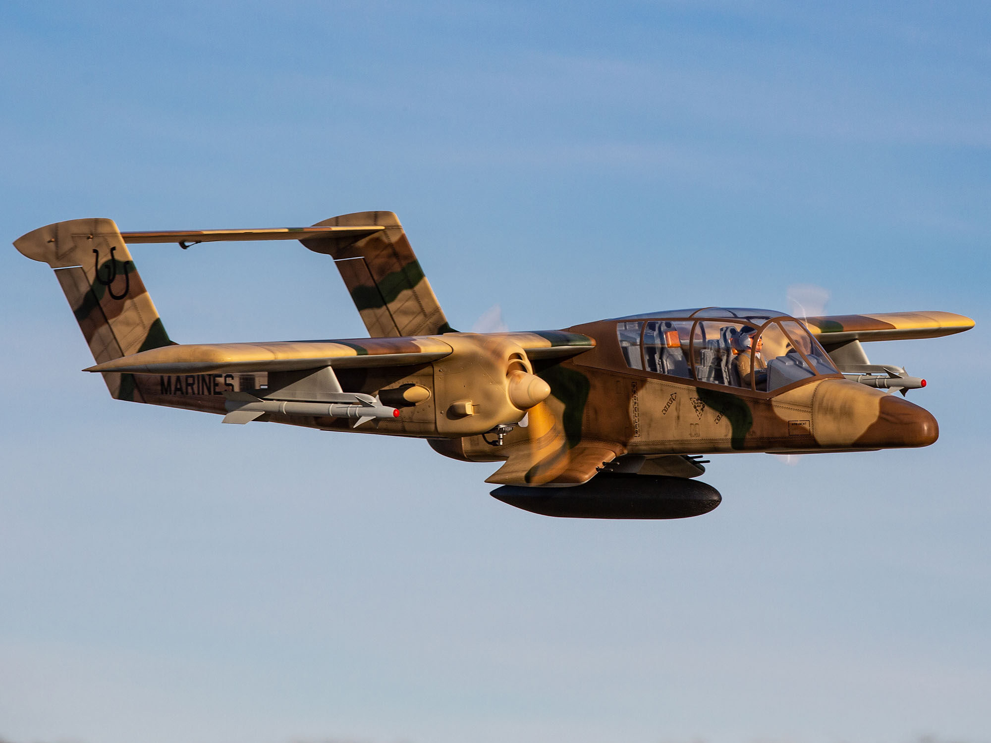 OV-10 Bronco 30cc ARF w/ Landing Gear Set-13