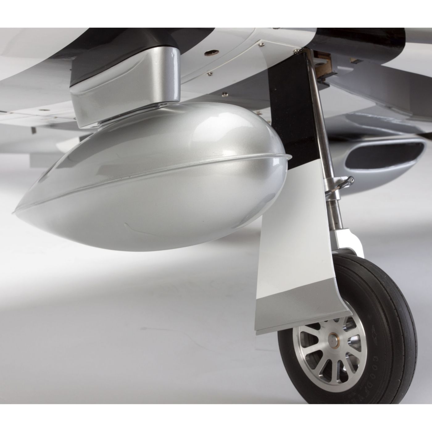 P-51D Mustang 60cc ARF-23