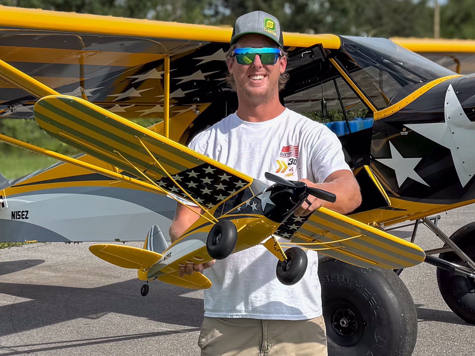 Carbon Cub S 2 1.3m Cleetus McFarland Special Edition BNF Ba-24