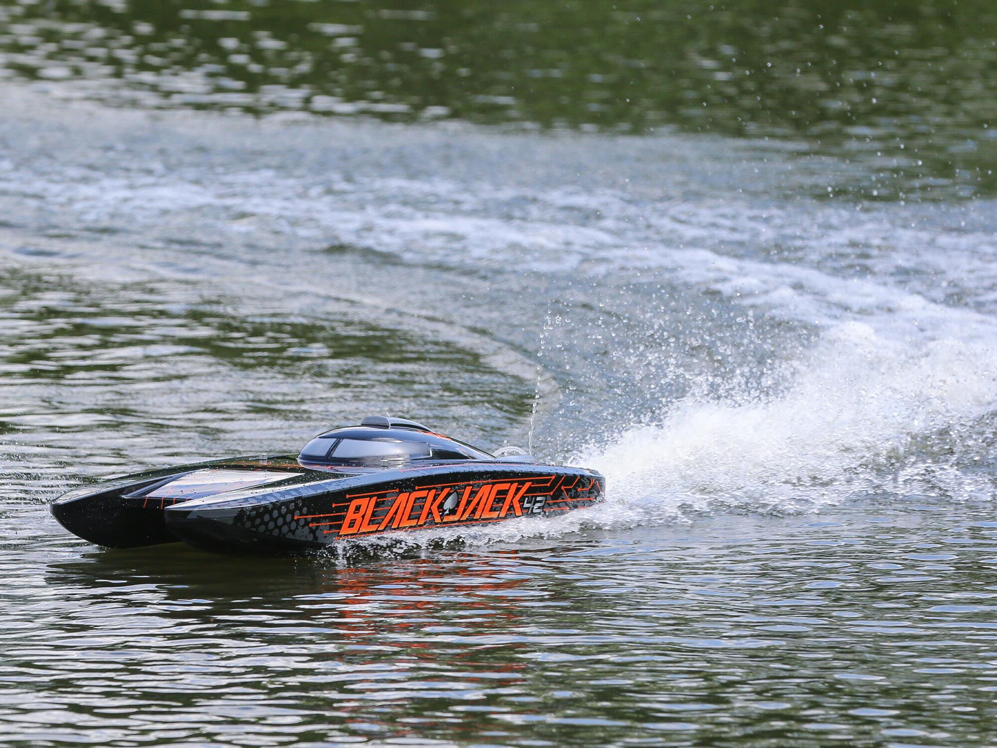 Blackjack 42" 8S Brushless Catamaran RTR: Black/Orange-21