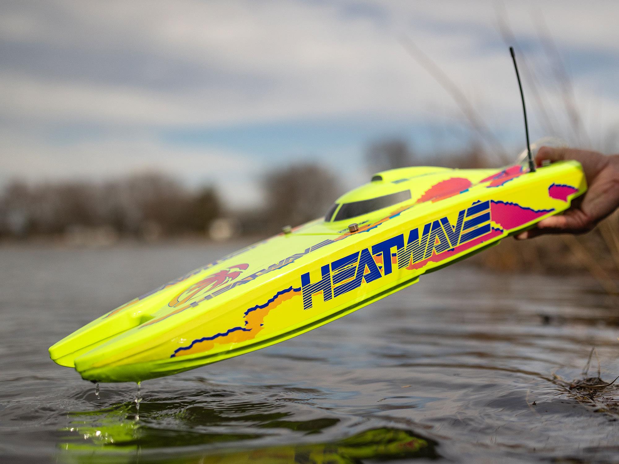 Blackjack 24" V2 Catamaran Brushless: RTR, Heat Wave Visual-23