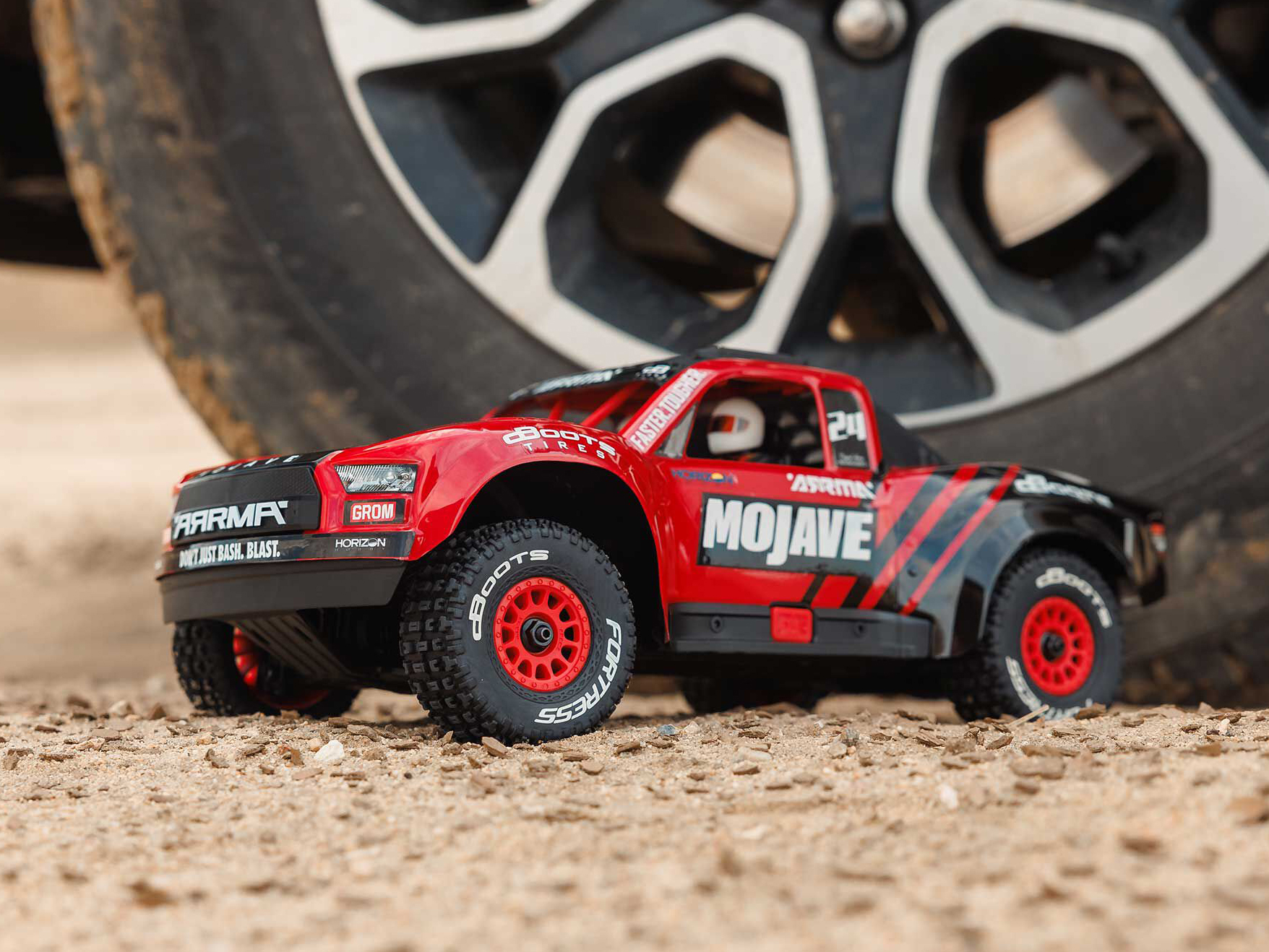 Arrma MOJAVE GROM MEGA 380 Brushed 4X4 Small Scale Desert Truck RTR - Red-23