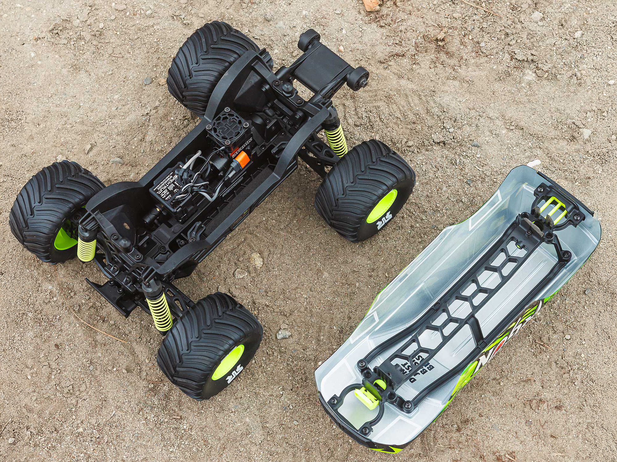 1/16 GORGON GROM 4X4 RTR Monster Truck Yellow-13