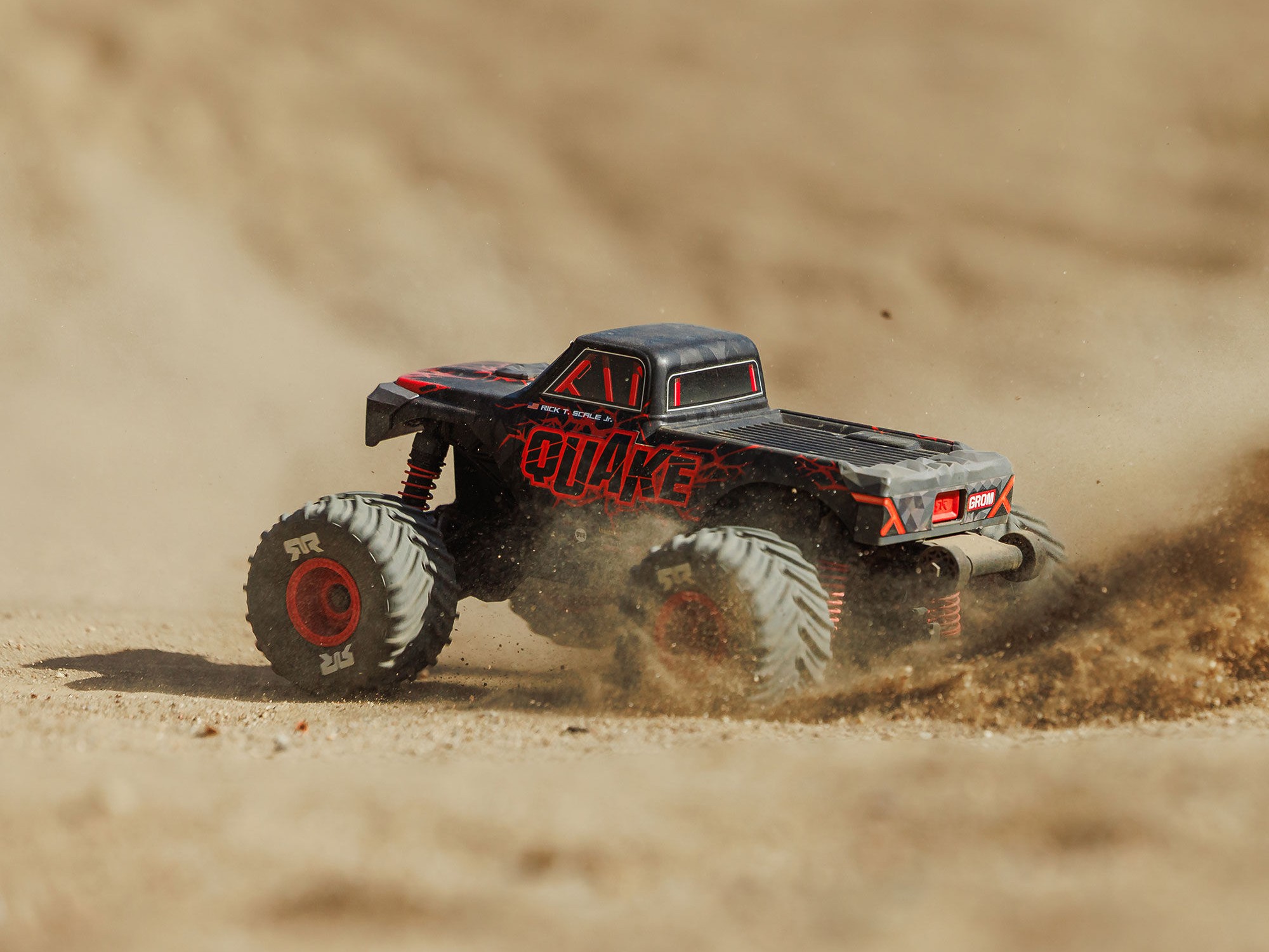 1/16 QUAKE GROM 4X4 RTR Monster Truck Red-17